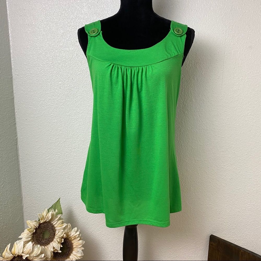 🍀 Flowy, Relaxed Fit Bright Green Tank - L 🍀